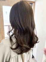 ミュラ(mulah)&nbsp;オリーブベージュヘルシーカラー＊ゆる巻きロング透明感カラー