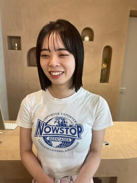 ユッカ 京橋(YUCCA) 【 YUCCA 】大人可愛い20代30代40代 ミディアム/切りっぱなし