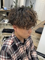 リット(lit.)&nbsp;MEN’S HAIR/波巻ツイストスパイラル/フェザーパーマ/守谷