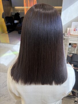 ロンドルーチェ 心斎橋(Lond luce) 黒髪×小顔ヘア　［髪質改善/縮毛矯正］