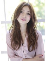 クィーンズガーデンバイケーツーギンザ(QUEEN’S GARDEN by K two GINZA)&nbsp;[K-two銀座]センターパート×小顔カットのスウィートロング