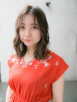 ルティア(Lutia) ヴェールウェーブ カーキグレージュ 大人かわいい