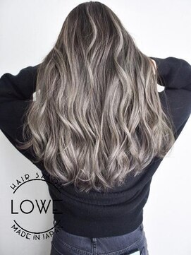 ルーヴェ(LOWE) 【LOWE】外国人風バレイヤージュで大人ハイトーンを楽しむ