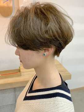 キューズ クラブ(cuz KLUB) 【cuzKLUB】カジュアルショート×マットベージュ