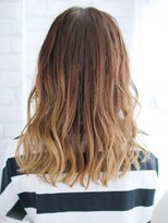 ヘアメイク ナル(hair make nalu)&nbsp;ショートバングのミックスカールスタイル