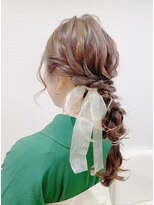 グランルッソ 岡山駅前(GRAN LUSSO)&nbsp;卒業式！袴スタイルにあみおろし♪