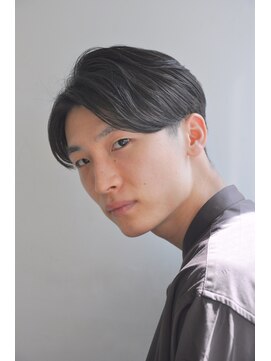 ヘアーサロン サボイア(HAIR SALON SAVOIA) メンズ　センターパート