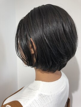 エル ヘアサロン なんば店(eL) eL☆HIROSHI ミニボブ 骨格矯正 グレー オッジオット