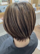 スタイル 袋町(STYLE)&nbsp;ハンサムショート × 極細ハイライト