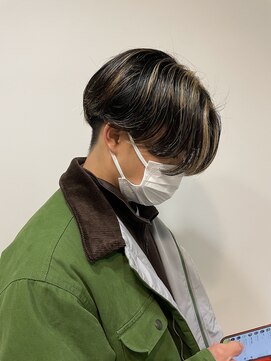 シェノン オム 梅田(CHAINON HOMME) MEN'S HAIR/束感ショート/ハイライト/ツーブロックマッシュ