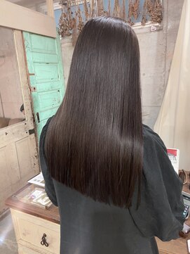 メーヴェ(Mowen) [ 切りっぱなしカット ]