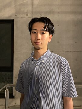 ガレージ バイ グリーン 原宿 表参道(Garage by green) 【MIIMAN】ニュアンスセンターパートパーマ