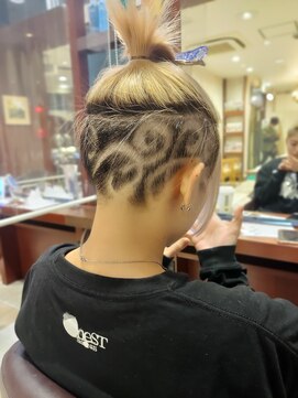 アース 菊名店(HAIR&MAKE EARTH) レディースバリアート