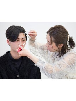 女性美容師が女性目線でトータルコーディネート！ナチュラルで清潔な眉スタイルで爽やか好印象◎