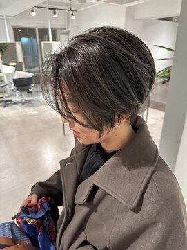 シキ 戸塚(Shiki.) ケアブリーチ　ショート　髪質改善