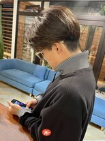ラフ バイ マグ 南松本(R.A.F. by Mag) センターパートコンマヘアツーブロック刈り上げニュアンスパーマ