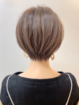 エニ 自由が丘(ENi) 黒髪/グレーベージュ/レイヤーロング/前髪パーマ[自由が丘駅]