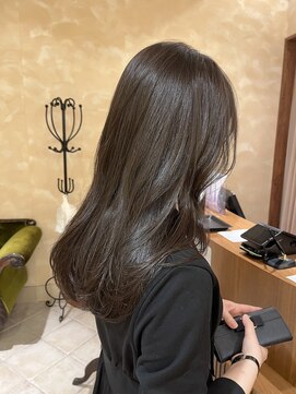 ビュートリアム265(BEAUTRIUM 265) 韓国風レイヤー 韓国風ロングレイヤーカット シアーグレージュ