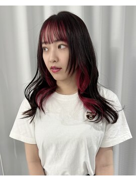 ハピネス 梅田茶屋町店(HAPPINESS) 韓国風　インナーカラー　ピンク　レッド