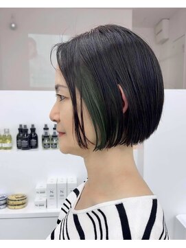 トランク 金剛店(tranq) インナーグリーンショートボブ