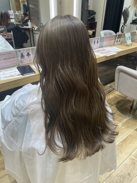 フィゼル あべのルシアス店(Aujua fizelle) ダメージカット　オリーブベージュカラー　＊佐藤　空