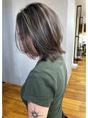 大人ハイライト透明感カラーグレージュボブ