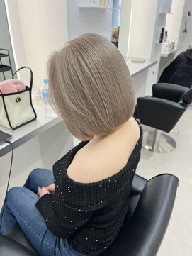 ゼロ 静岡(ZERO) ボブスタイルアッシュグレージュ【望月皐太】
