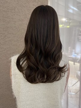 ビファインべクス(Befine becs) イエベ春さんにオススメ！明るめオリーブカラー