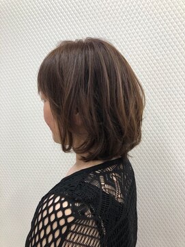 クオリス 上福岡店(QUALIS) 30代40代50代/大人かわいい/小顔/ひし形ミディアムボブ/暖色系