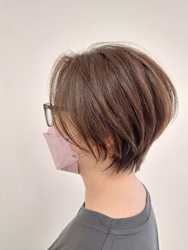 クレスフィリア (CLESC') 不器用さんでもキレイにスタイリングできる!骨格補正ショート