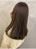 赤みを抑えたオフィスでも映える大人カラーショコラブラウン