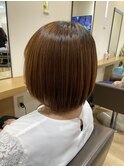 ショートボブ
