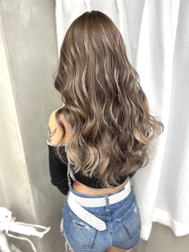 アルマバイロサ(ALMA by ROSA) グレージュカラー×シールエクステ　担当SE-YA