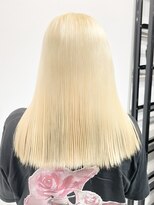 ココ 本八幡(KOKO)&nbsp;#10代20代30代#ケアブリーチ#ホワイトブロンド#ダブルカラー