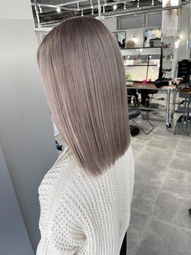 ホリー(HOLLY) ホワイトベージュ