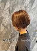 束感ショートボブ