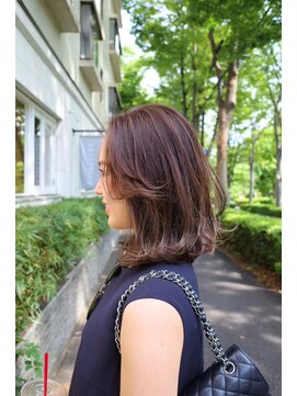 ビュートリアム 広尾(BEAUTRIUM) 前下がり大人女子ミディアム