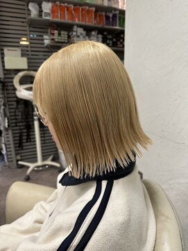 シロ(SiLO) ブリーチ必須!ハイトーンブロンドbob◇