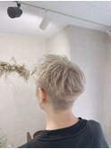 ベリーショートハイトーン【宇都宮/ホワイトブロンド】