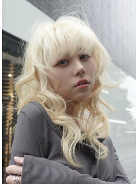 ログ オモテサンドウ(L.O.G OMOTESANDO) ハイトーンカラー