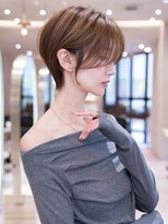 メゾンバイハバナ(maison by HAVANA)&nbsp;20代30代大人かわいいオリーブグレージュ小顔レイヤーショート