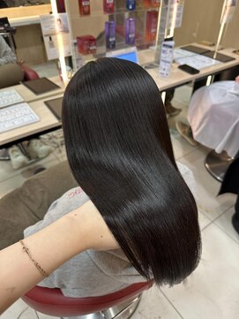 フェイス 伊勢原(FACE。) 透明感カラー/ブリーチなしWカラー/髪質改善/伊勢原