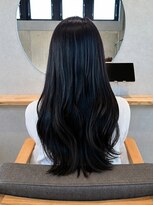 キリ 逗子(kiri)&nbsp;逗子葉山ミディアムレイヤーロング暗髪顔周りレイヤーカットM150
