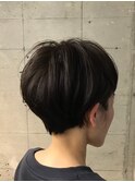 前下がり大人ショート_ネイビーカラーフレンチボブ