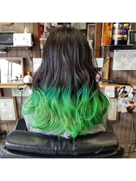 オーバーキャプテンネイキッド(OVER CAPTAIN NAKED) グリーンカラー　ヘアマニキュア　原色カラー　派手髪