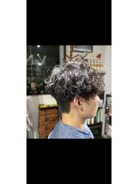 ヴェナ(VeNA) マッシュパーマ