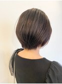 キレイなシルエットのショートボブ