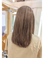 ツムグ(tsumugu)&nbsp;【tsumugu寺田町】白髪ぼかし☆透け感グレージュ 酸性ストレート