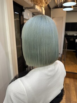 シェノン 表参道(CHAINON) 切りっぱなしハイトーンボブ