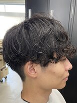 フイ 代々木(Hui)&nbsp;メンズ/アップバング/ツーブロックマッシュ/束間ショート/波巻き